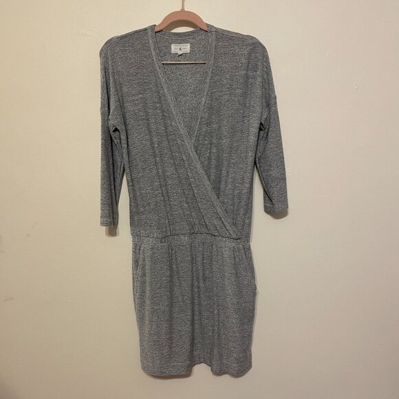 🔥 Lou & Grey | Heather Gray Knit Surplice Elastic Waist Mini Dress XS - Picture 2 of 5
